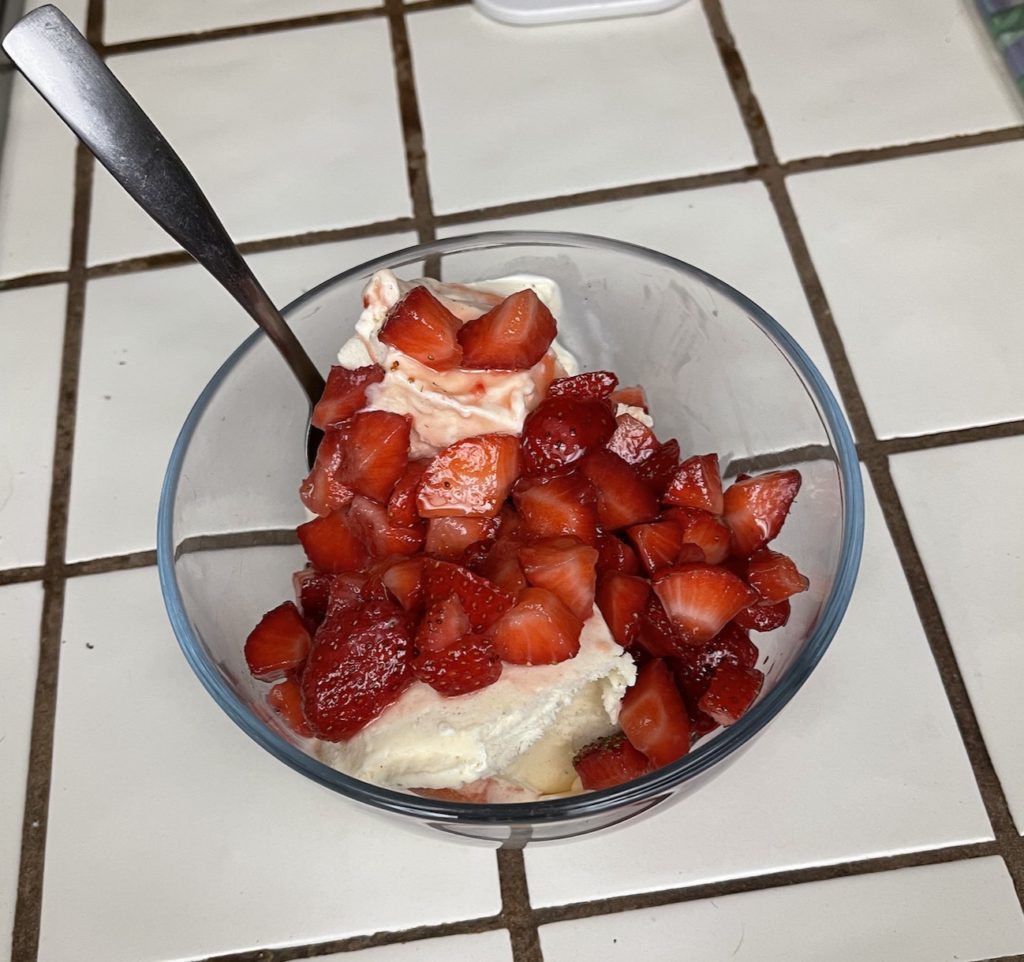 Strawberry Topping Sauce For Dessert